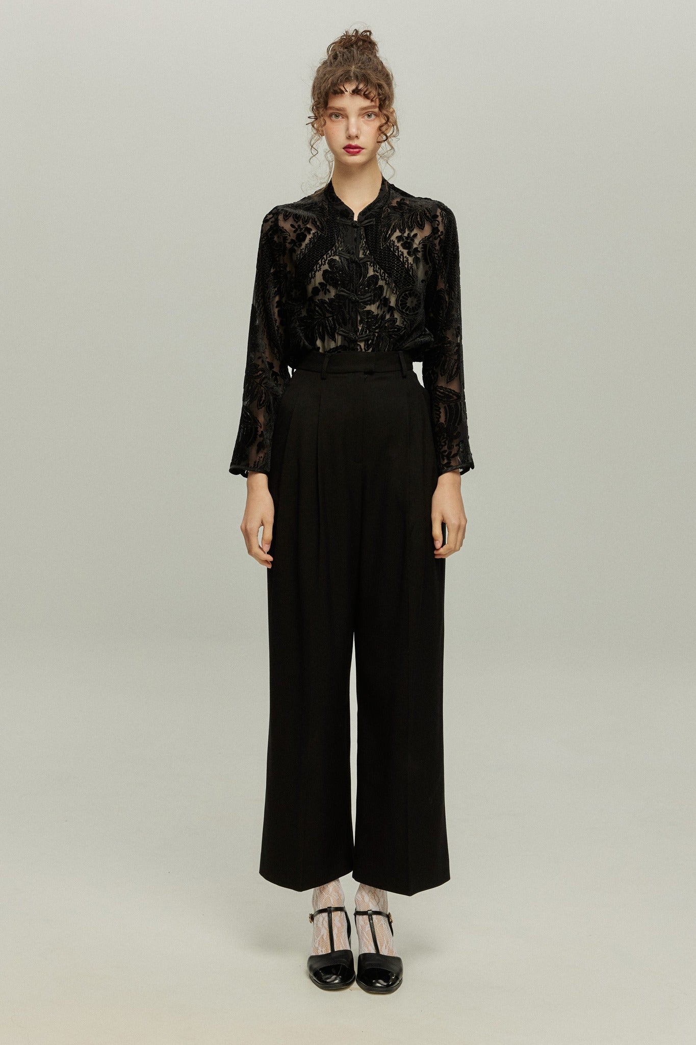 《Facial pack with cucumbers》High waisted flare pants