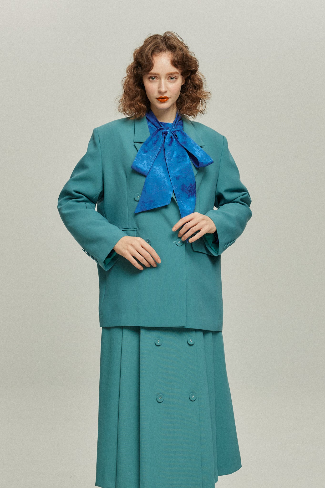 《ソファーにワックスする日》バルーンスリーブリボンタイトップス-Blue