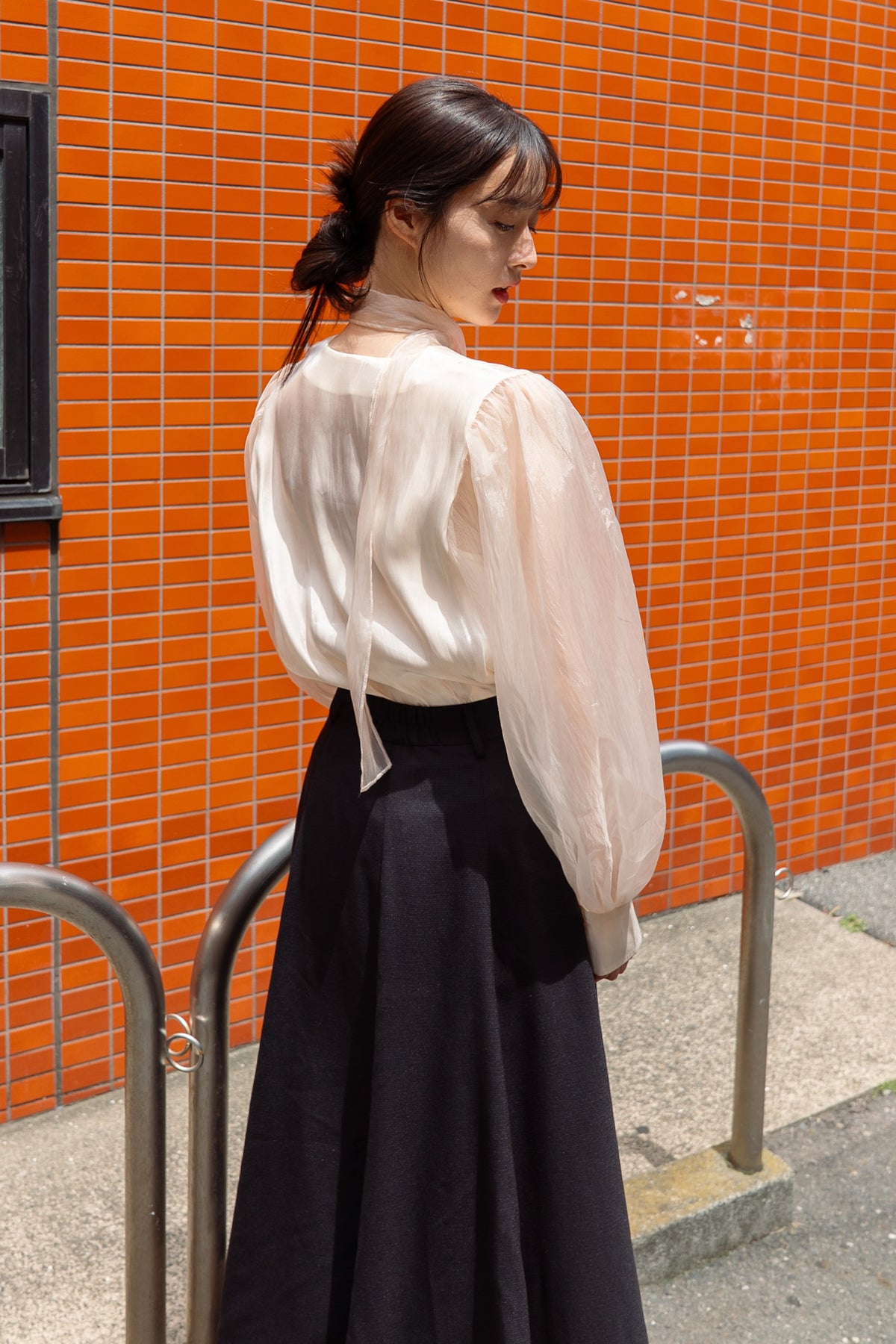 《Can you open your eyes now?》Top with see-through scarf-Ivory