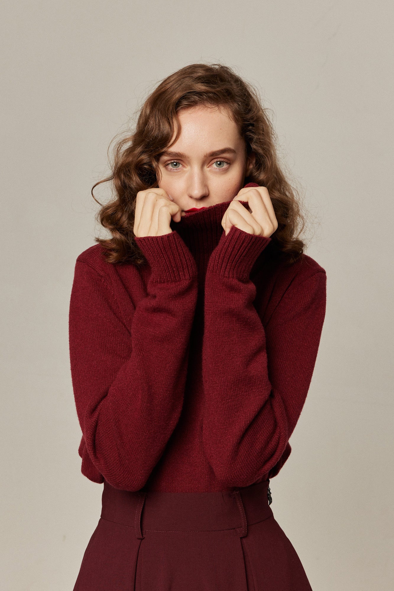 <tc>《이것은 오웬의 먹이》세탁 가능한 터틀넥 스웨터 NEW COLOR</tc>