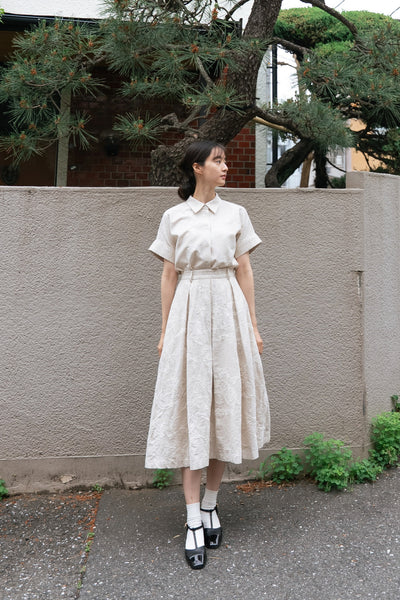 《藁の山にダイブ！》フロントタックハイウエストスカート-Ivory