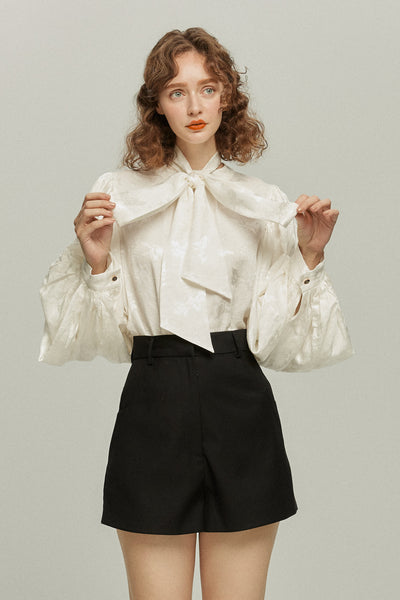 《ソファーにワックスする日》バルーンスリーブリボンタイトップス-White