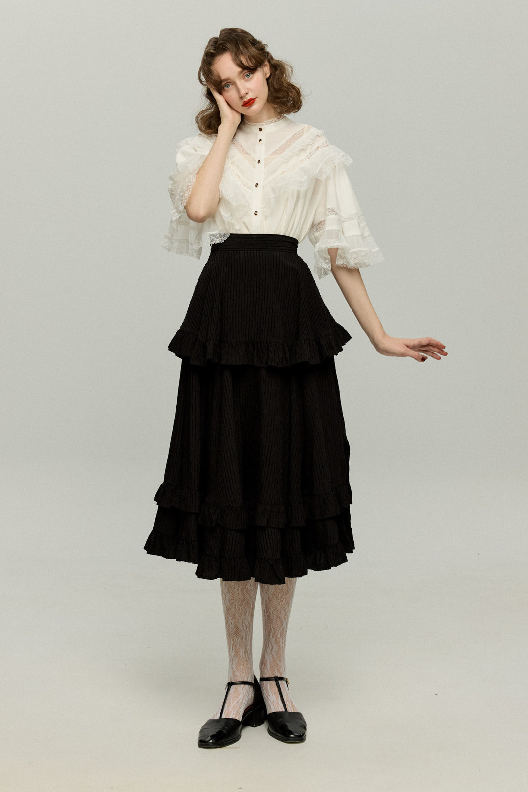 《ビビリのペギー》レースデザイントップス-White