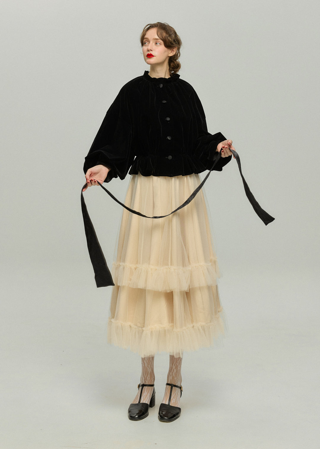 《アルファベット順に並べる》バルーンスリーブリボントップス-Black