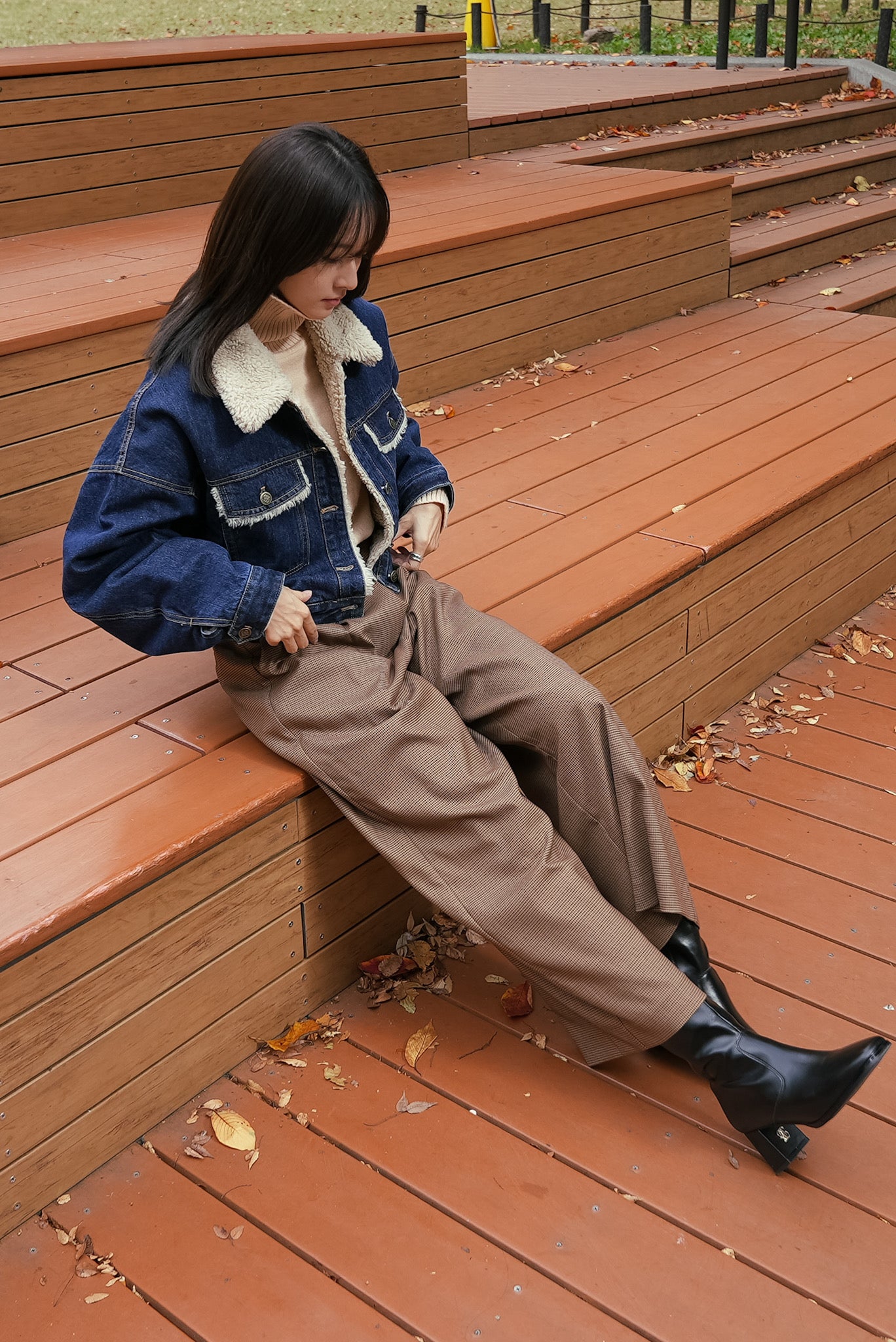 <tc>《트윈룸으로 부탁해요》 체크패턴 재킷-Dark ver.</tc>