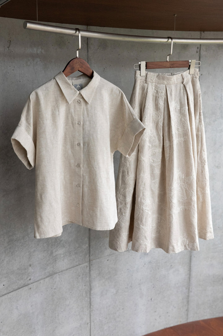 《藁の山にダイブ！》フロントタックハイウエストスカート-Ivory