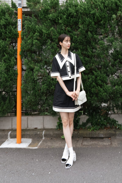 《窓のサイズを測ってみて》ラインステッチハイウエススカート-Black