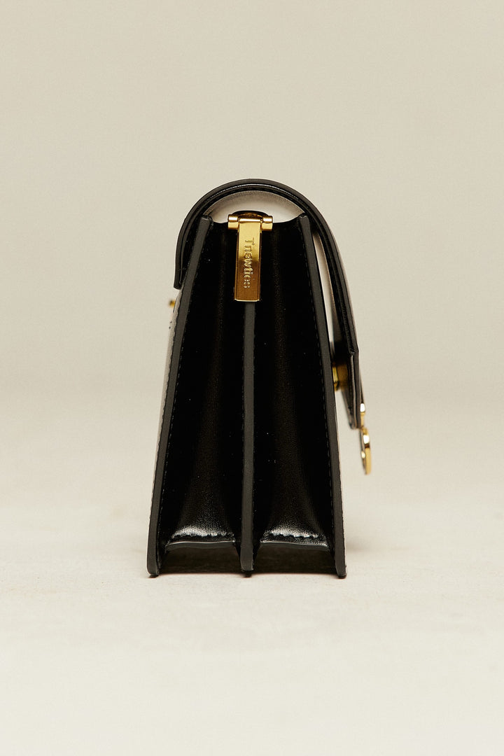 No.5本革ショルダーバッグ-Black