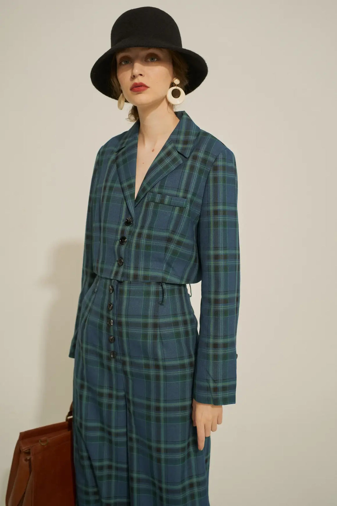 Shopping at the supermarket with Jenny》Plaid denim Pants