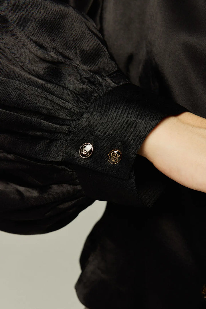 【TNEWTIES】ドアノブについた指紋 ドアノブに付いた指紋》ウエストマークレーヨンブラウス-Black – Tnewties
