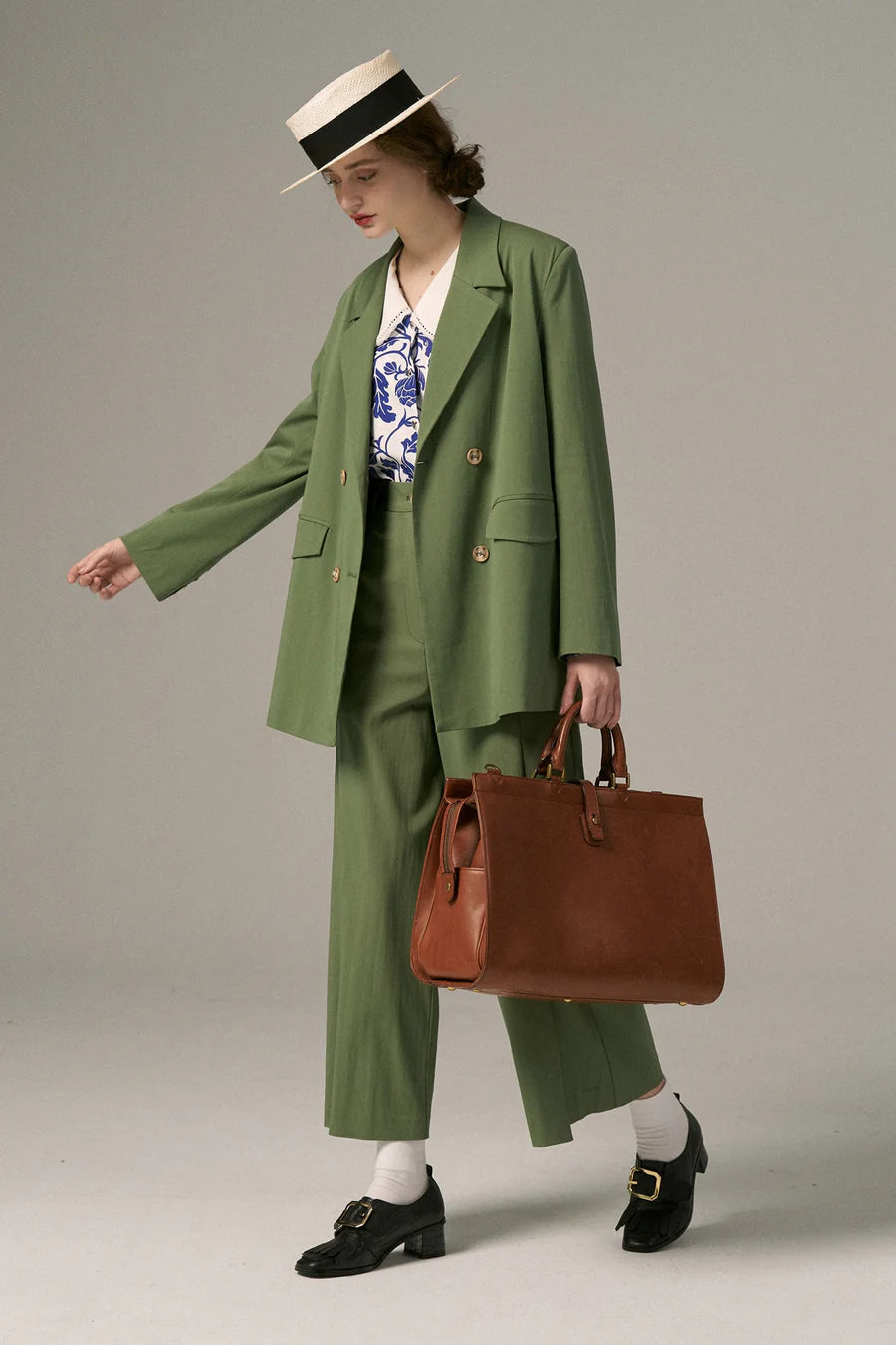 《Draw a map with tree branches》Double button jacket-Light green