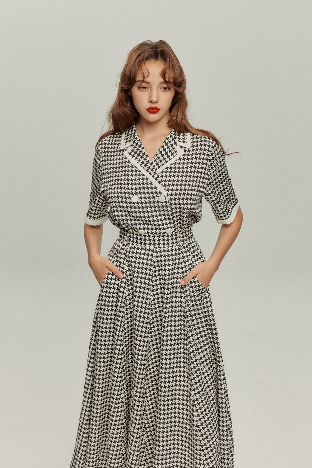 本日1／28限定【超美品】TNEWTIES トゥエンティーズ　メリージェーン ティーバーメリージェーンパンプス-NEW-White – Tnewties
