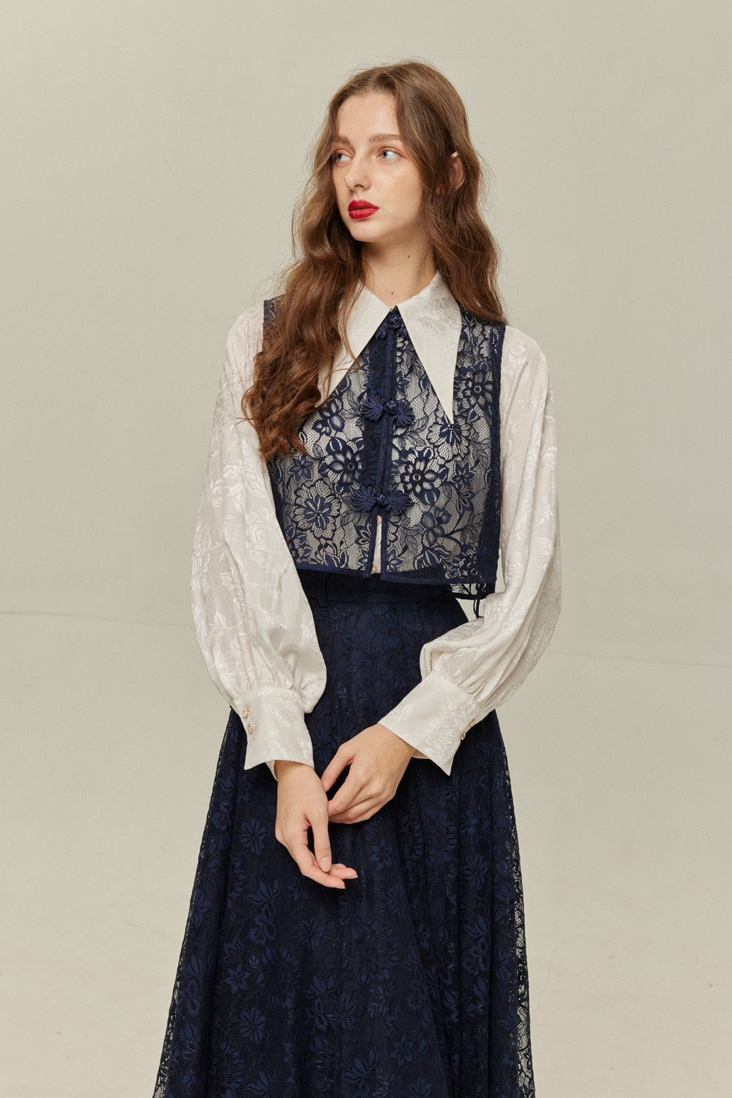 【美品】tnewties レース ロングスカート 100年も前からある》ハイウエストフレアレーススカート-Navy