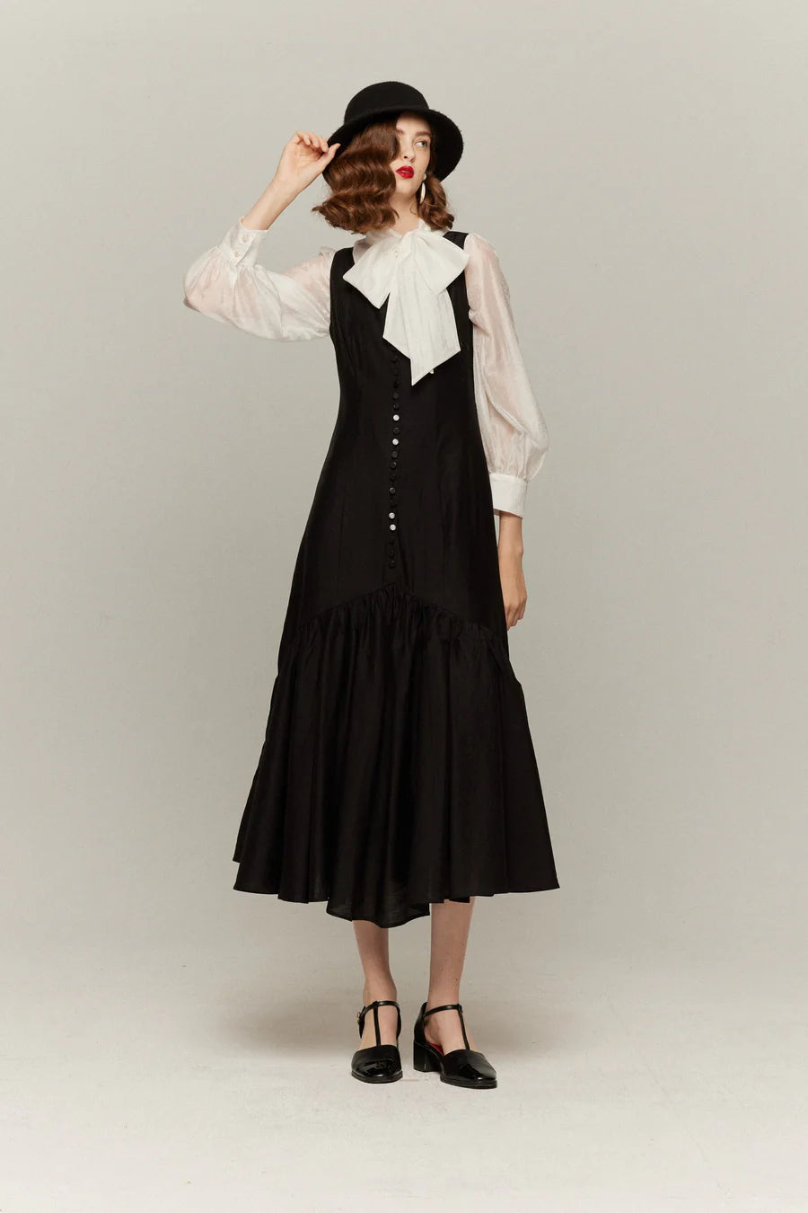 【Pre-order】《Tonight's show》Petal collar coat