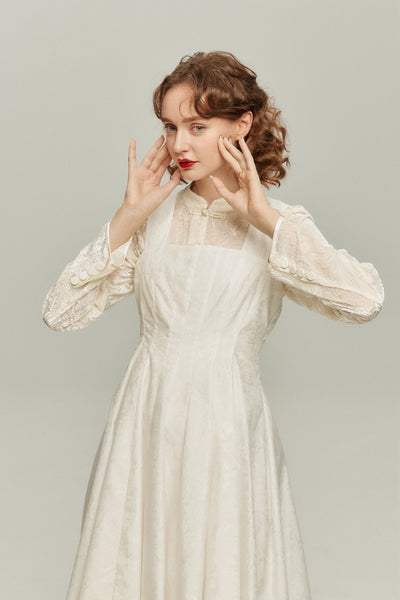 《茶葉でも占えます》チャイナバックルベルベットトップス-White