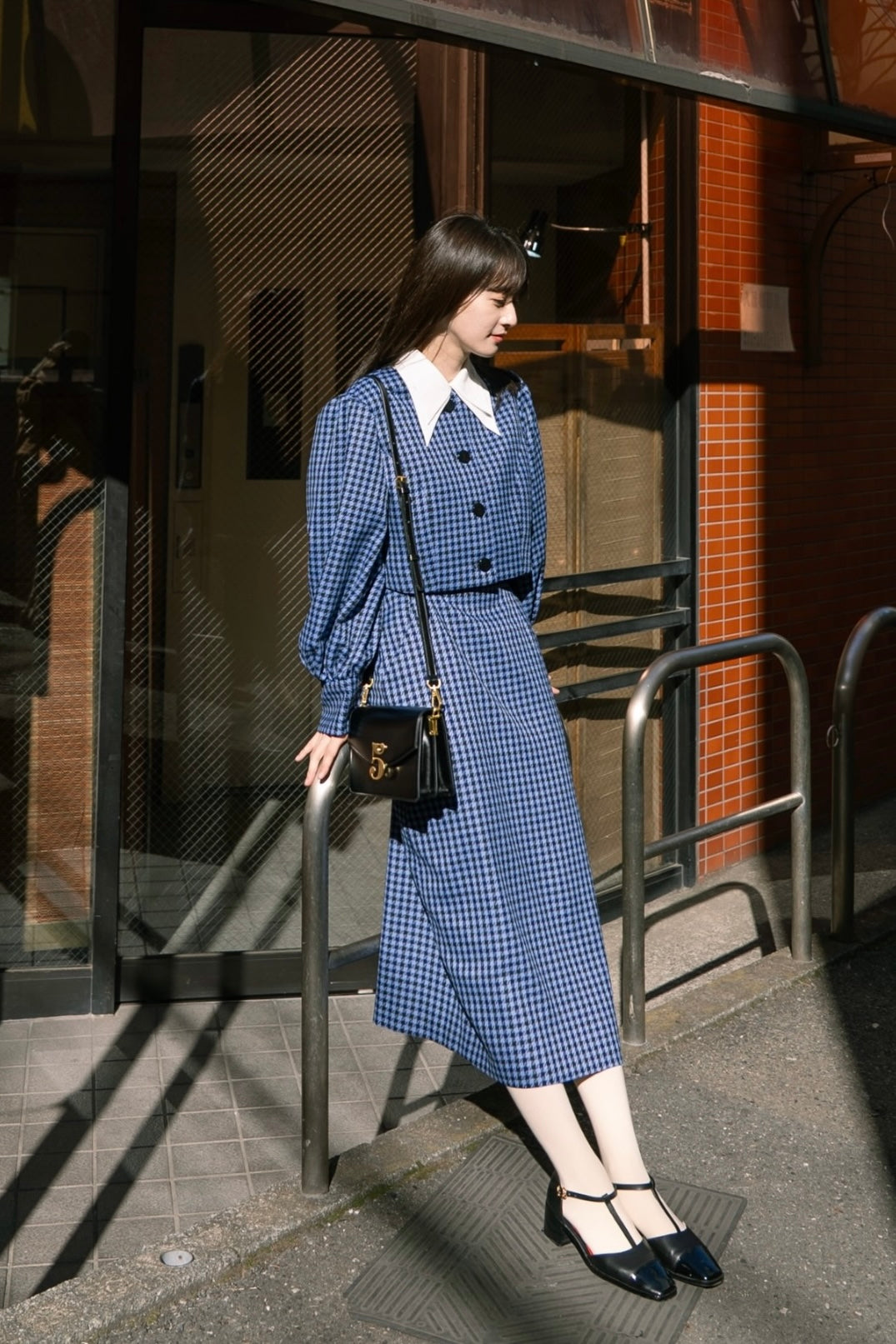 《缶切りが行方不明》2wayチェッククロップドトップス-Blue 着用例 164cm
      トップスM、ボトムスS着用