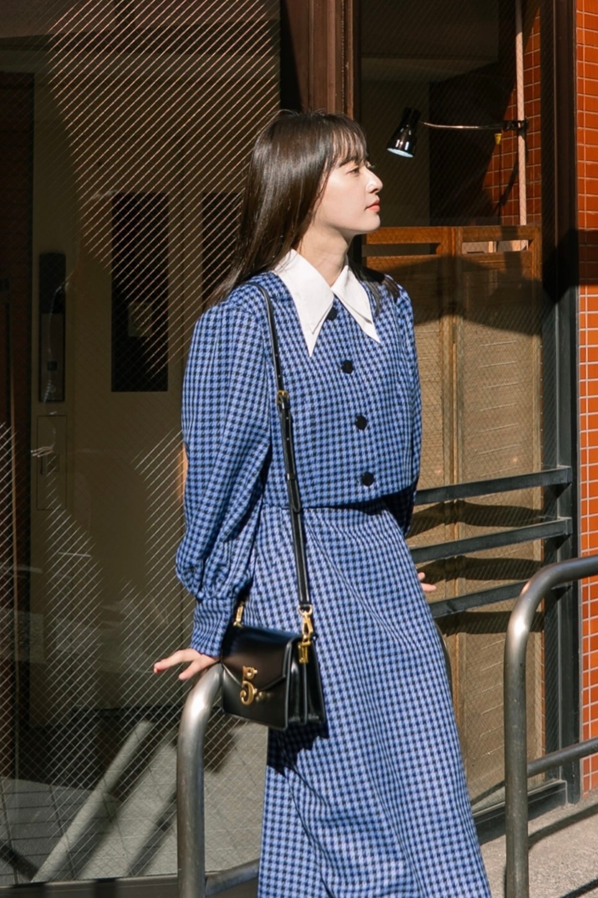 《缶切りが行方不明》2wayチェッククロップドトップス-Blue 着用例 164cm
      トップスM、ボトムスS着用