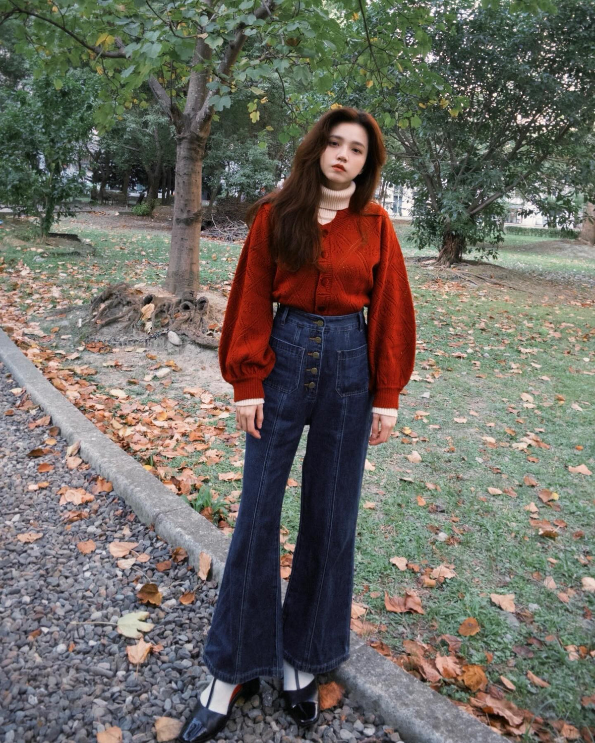 《Annie singing while taking a bath》 Front button high waist denim pants - Navy 着用例 159cm
      トップスS、ボトムスXS着用