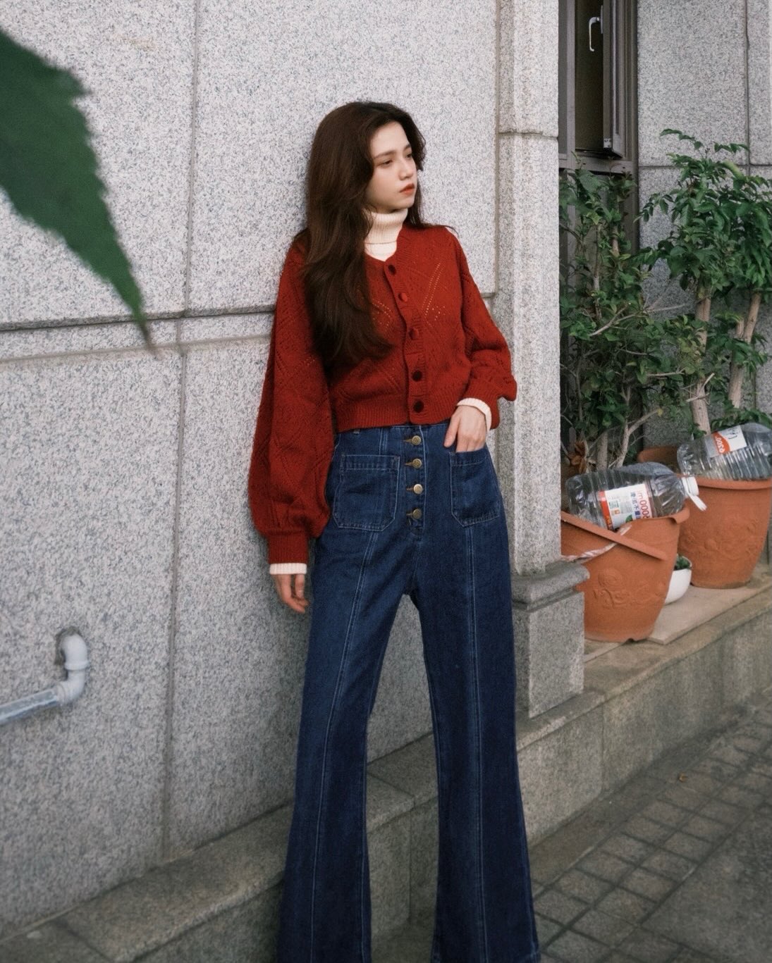 《Annie singing while taking a bath》 Front button high waist denim pants - Navy 着用例 159cm
      トップスS、ボトムスXS着用