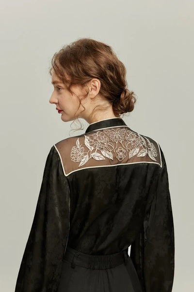 《手相を見せてみて》オリジナル刺繍シノワズリブラウス-Black