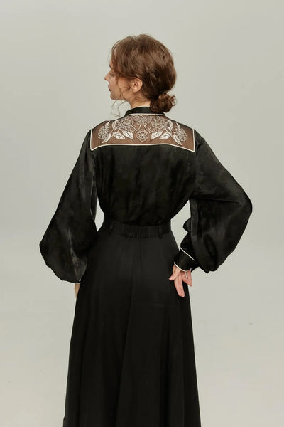 《手相を見せてみて》オリジナル刺繍シノワズリブラウス-Black