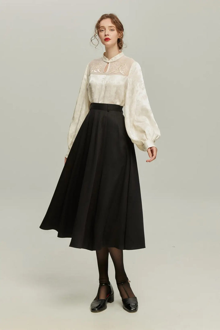 [Show me your palm] Original embroidery chinoiserie blouse-White
