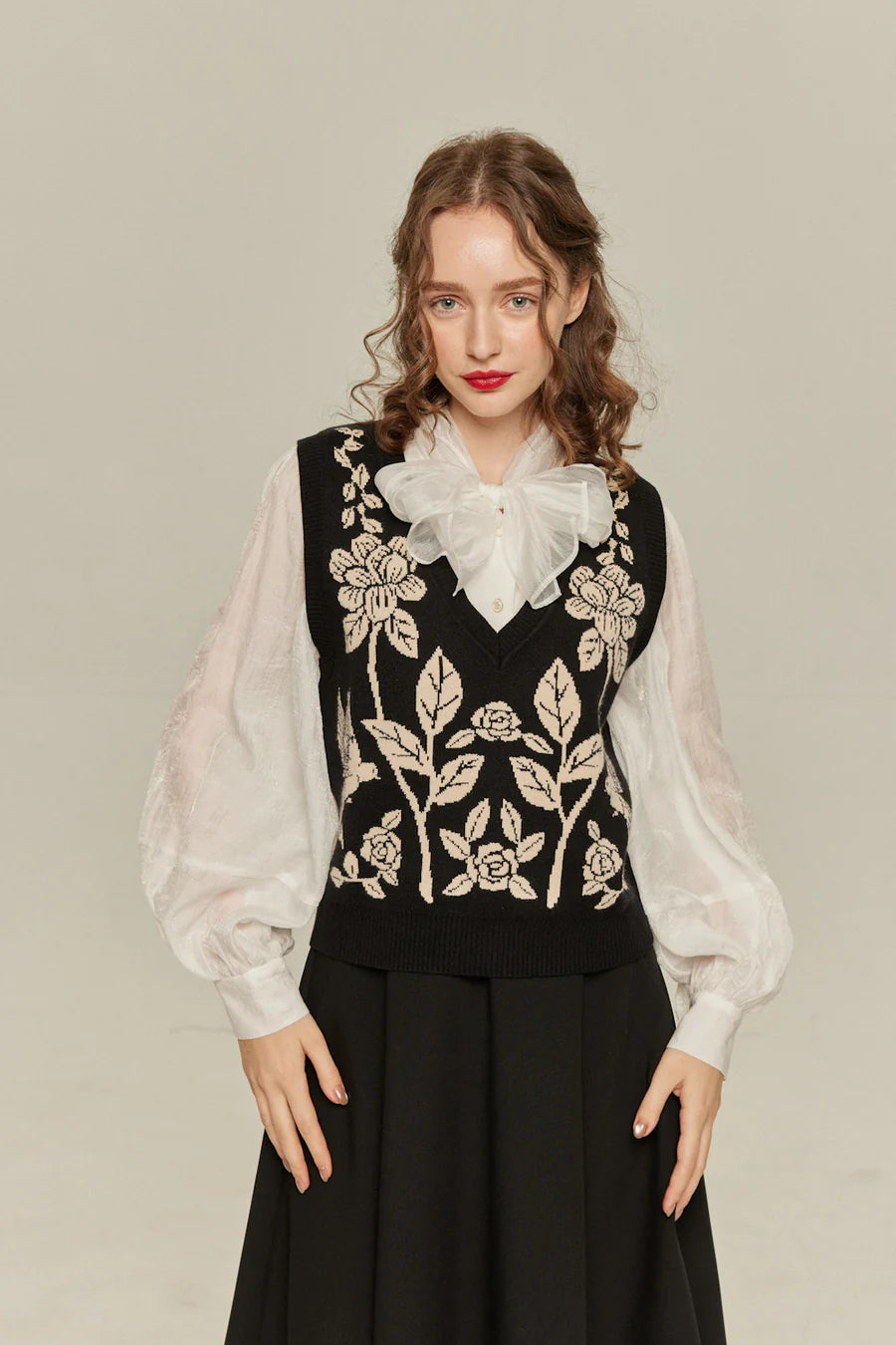 《伝説の秘宝》リボンブラウス-White