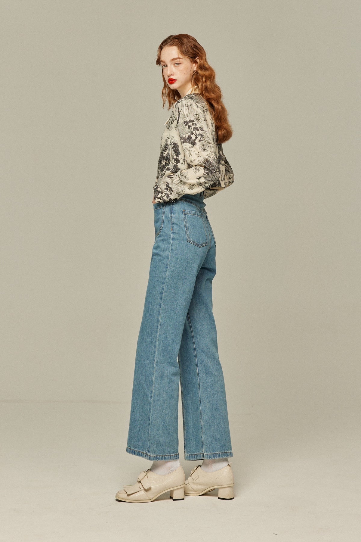 《Annie singing while taking a bath》 High waist front button denim pants-Blue