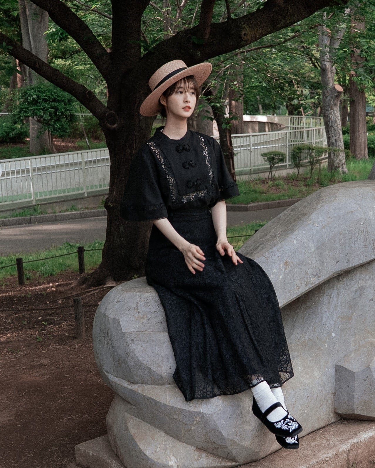 TNEWTIESオリジナル刺繍パンプス-Black