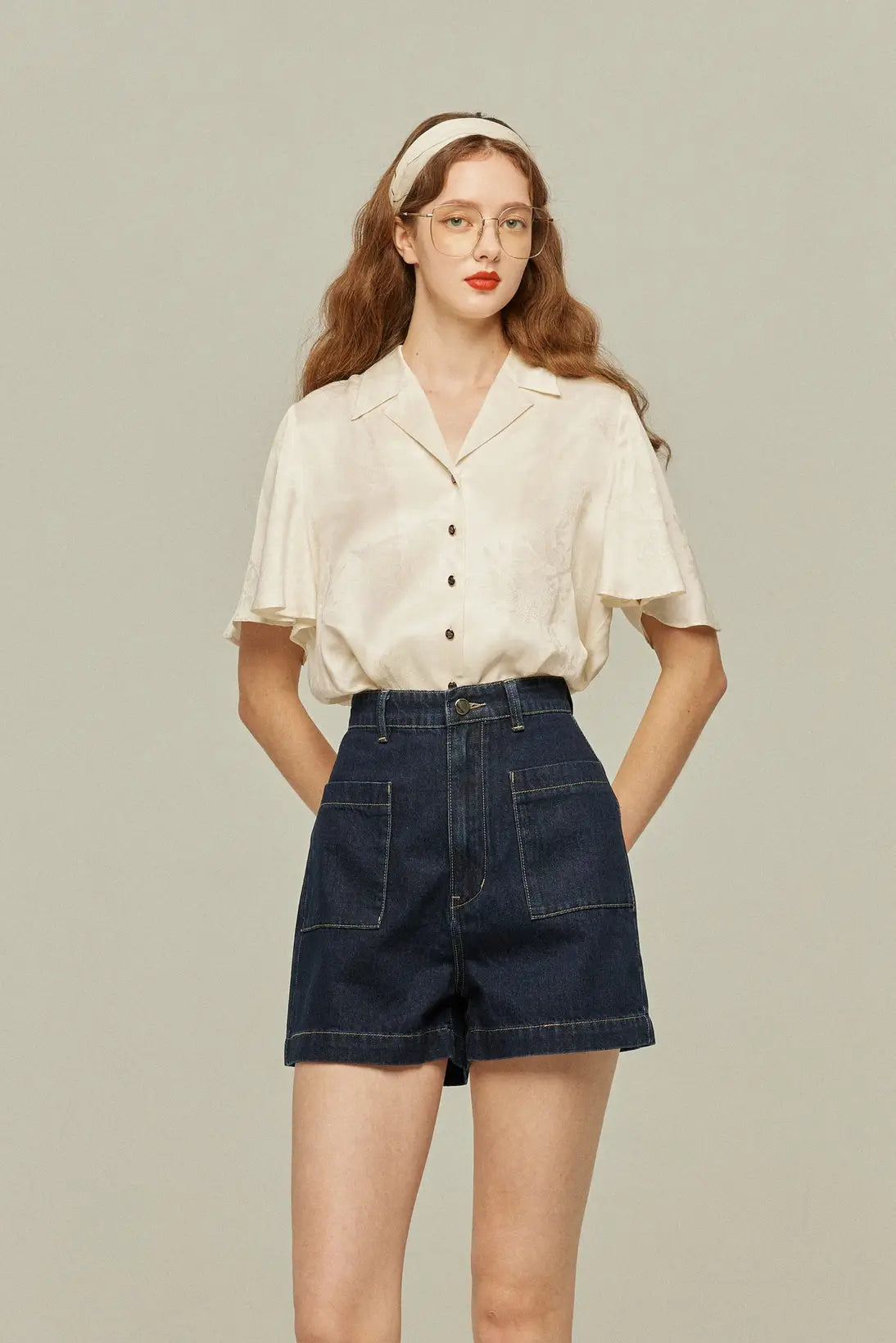 《Where can I find free sweets?》High waist short denim pants-Navy