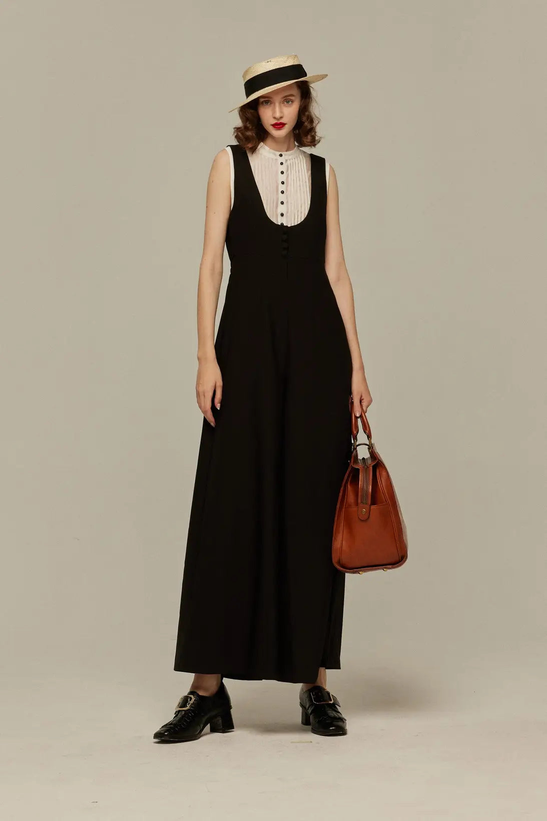 《Lucky Charm Hidden Under the Pillow》 High waist design back cross overalls - Black