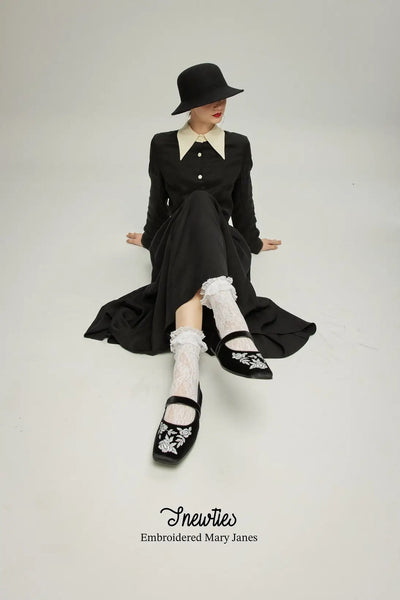TNEWTIESオリジナル刺繍パンプス-Black