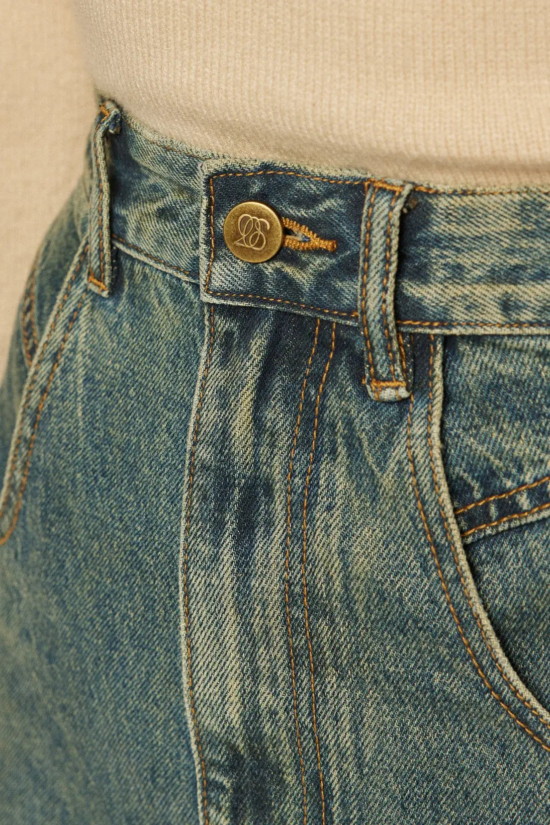 《Watching a soccer match》 High waist straight denim pants-Blue