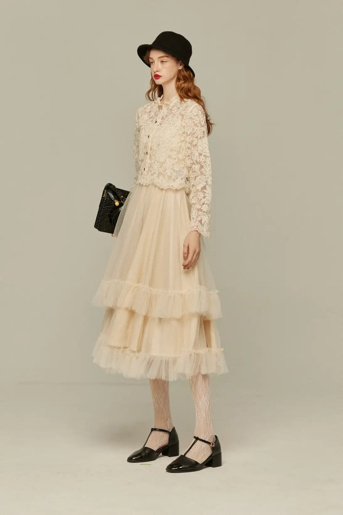 《Actually, I am 300 years old》 Tulle ruffle high waist flare skirt-Cream
