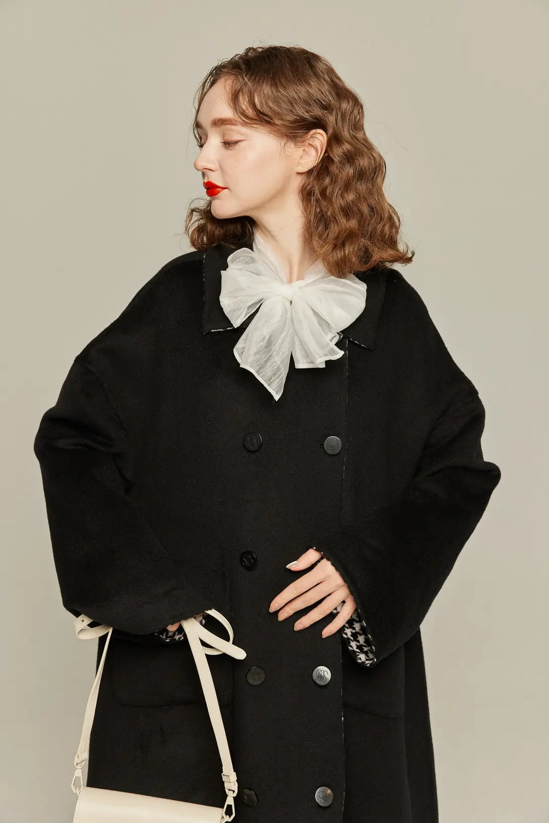 口角にほくろがある彼女》リバーシブル2WAYコート – Tnewties