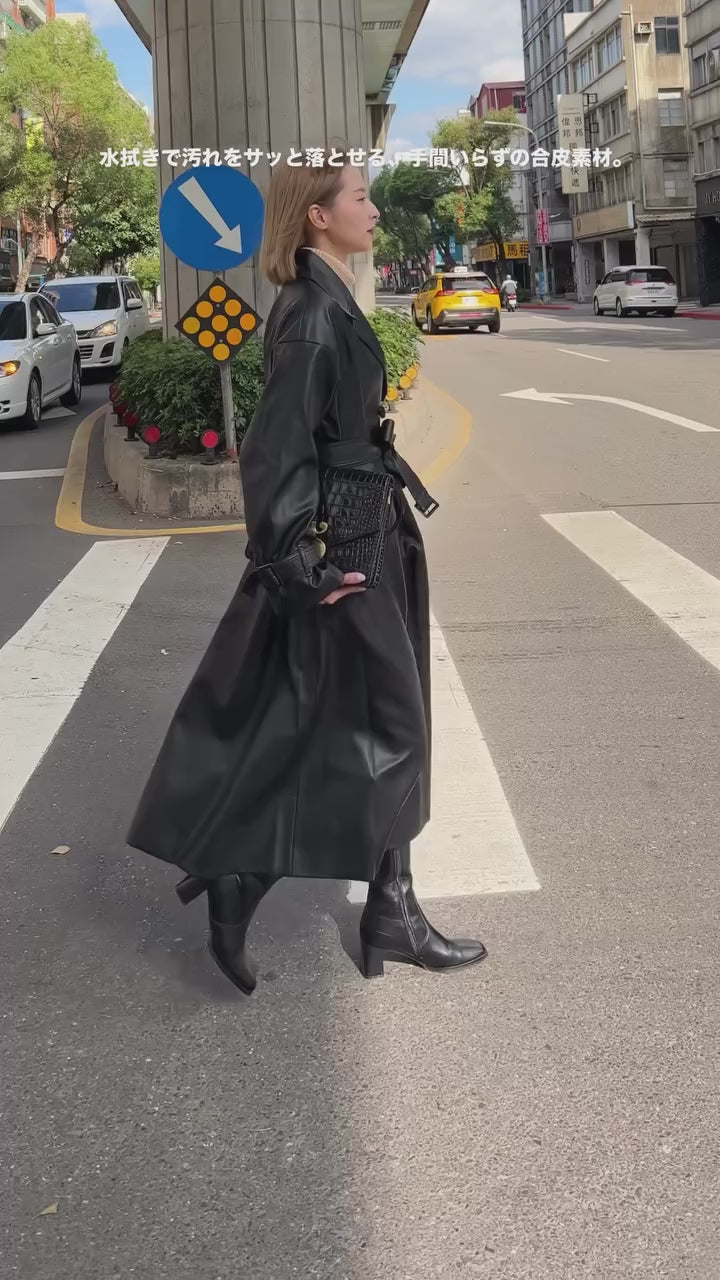 《黒幕の登場》ダブルブレストフェイクレザーコート-Black