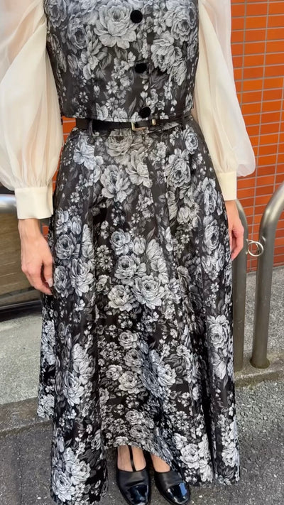 《数日分にしては荷物が多すぎる》バストパッド付きシノワズリクロップドトップス-Black