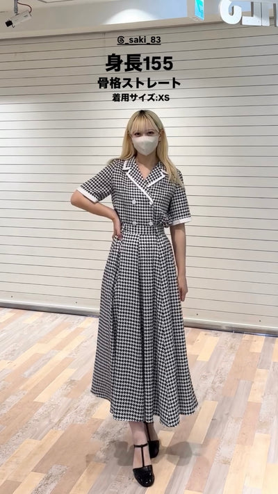 《これはコイン式》ピークドラペルダブルブレストデザイントップス-Black