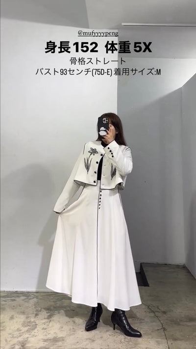 《Cast the moon spell》Flare sleeve frilled blouse