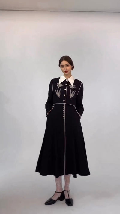 《Cast the moon spell》Flare sleeve frilled blouse