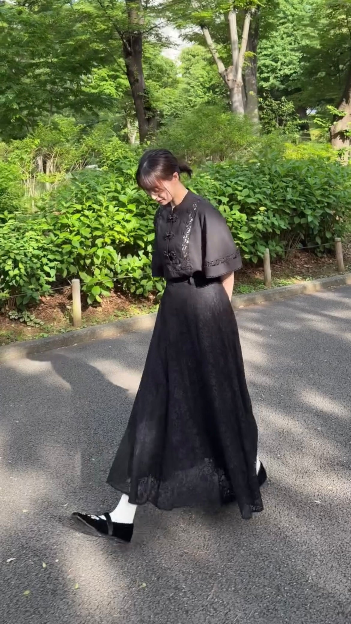TNEWTIESオリジナル刺繍パンプス-Black