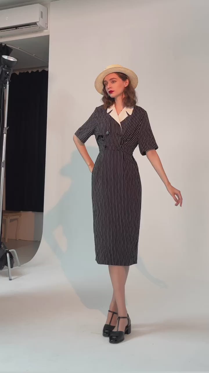 《ジェシカの陰謀》ダブルブレストストライプパターンドレス-White Stripe