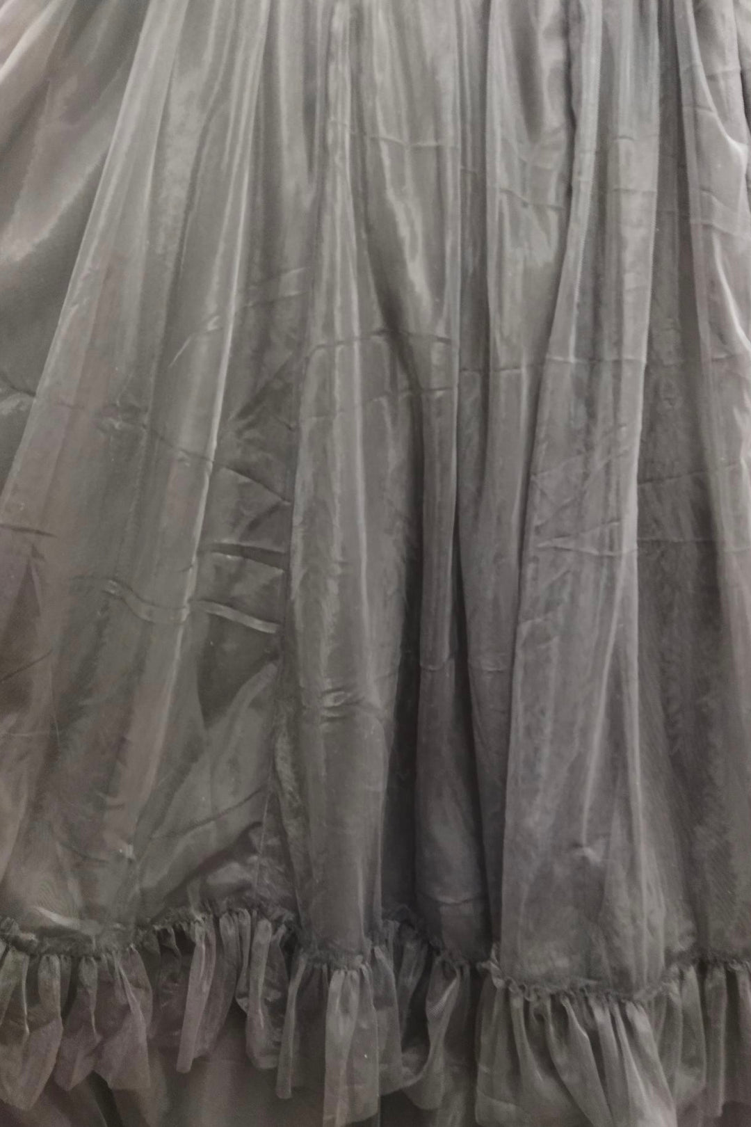 実は私300歳》チュールフリルハイウエストフレアスカート-Black – Tnewties