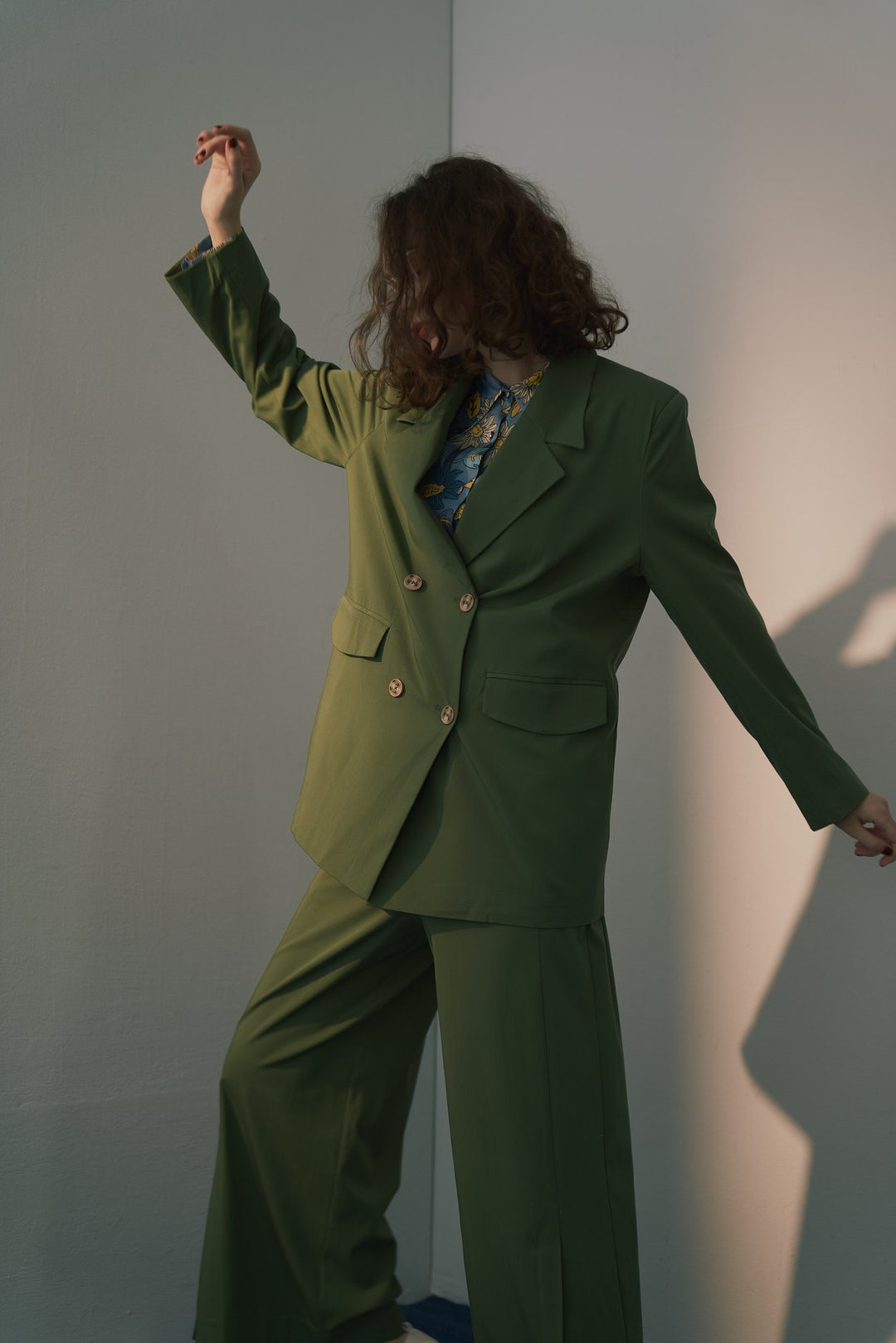 木の枝で地図を描いて》ダブルボタンジャケット-Light green – Tnewties