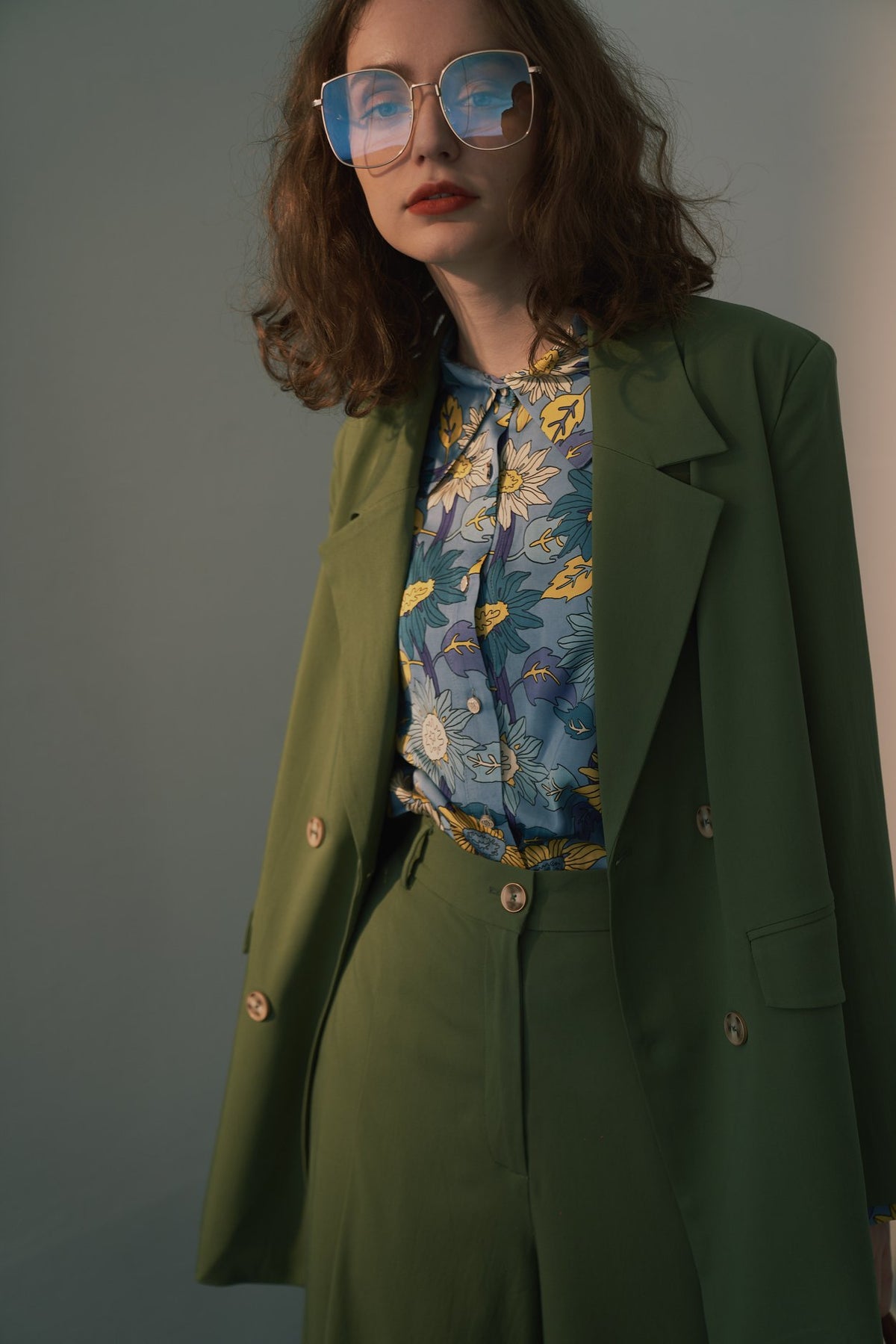 《Draw a map with tree branches》Double button jacket-Light green