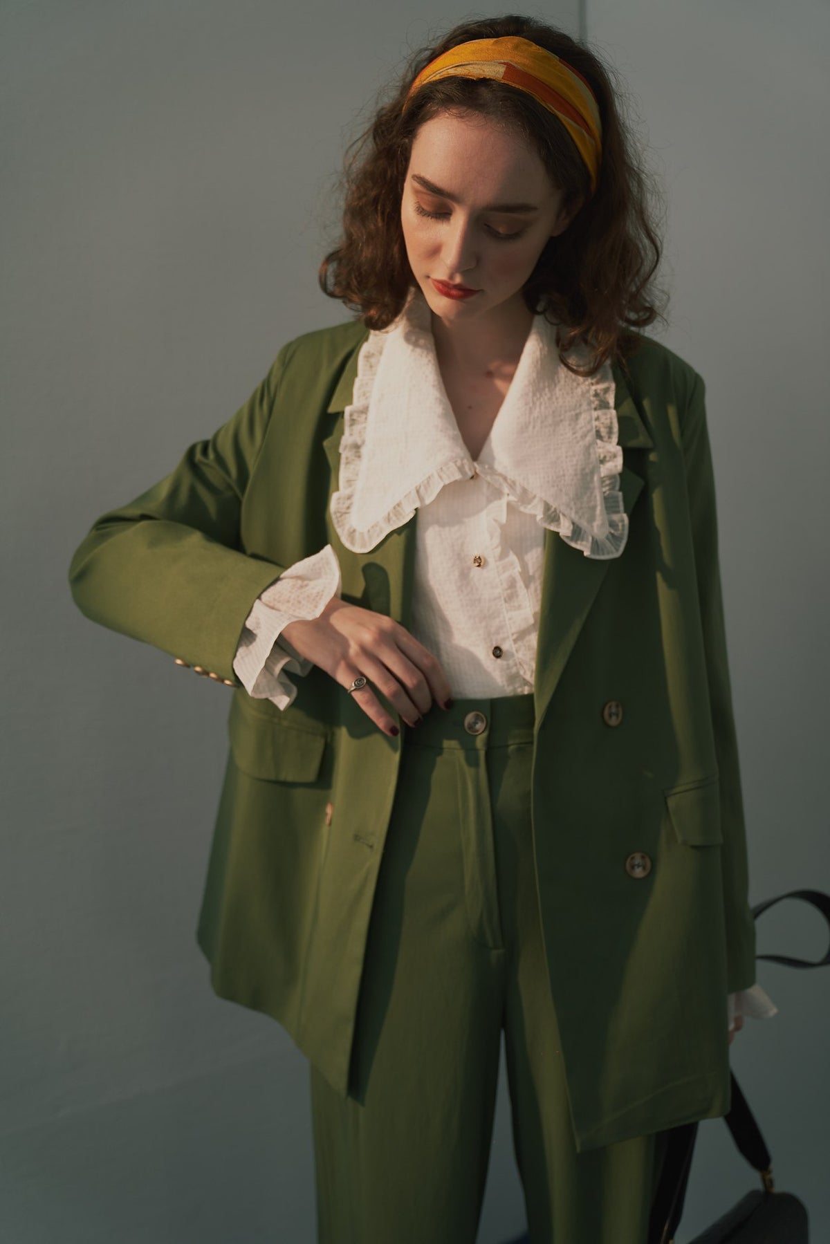 《Draw a map with tree branches》Double button jacket-Light green
