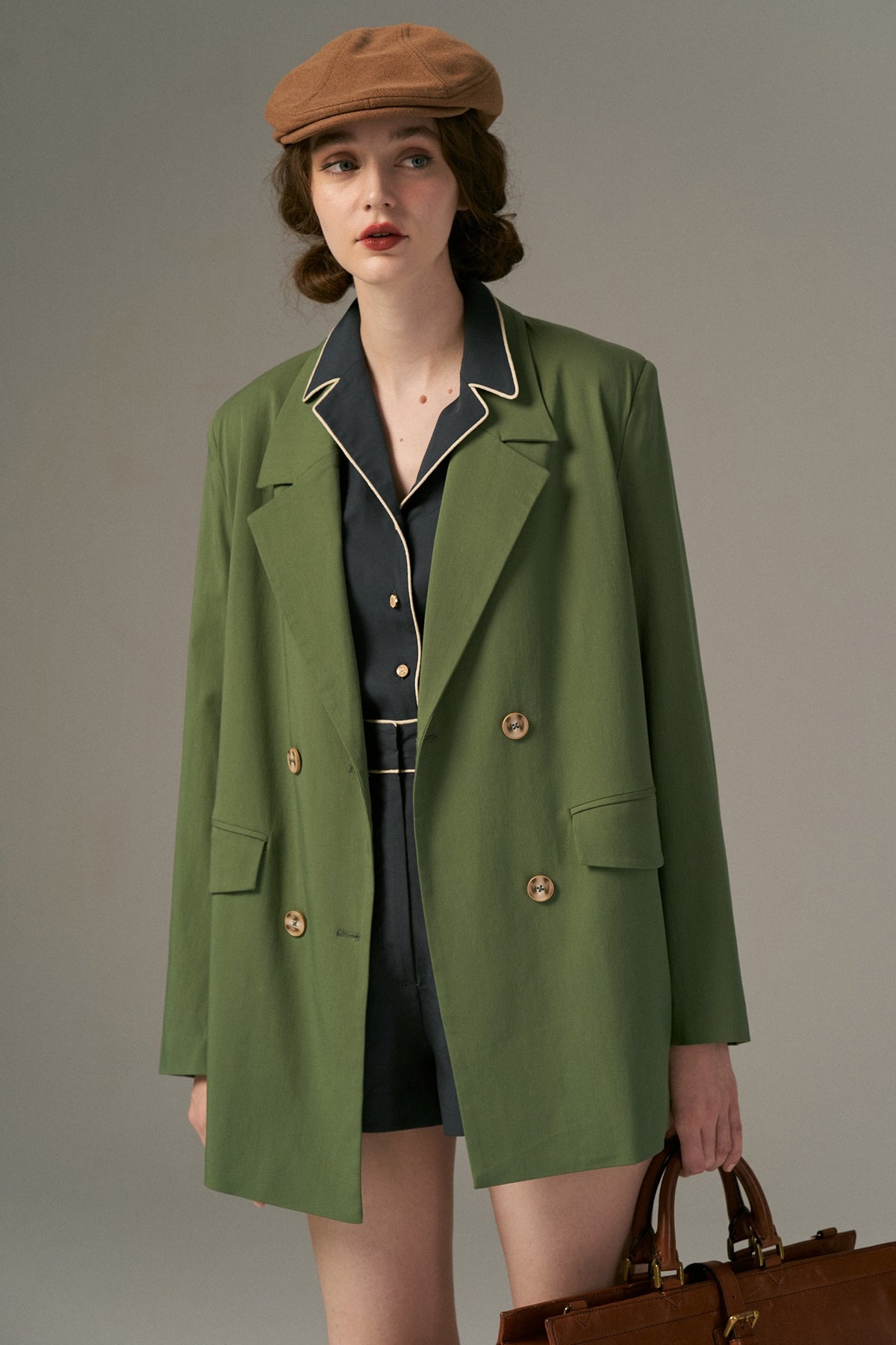 《Draw a map with tree branches》Double button jacket-Light green