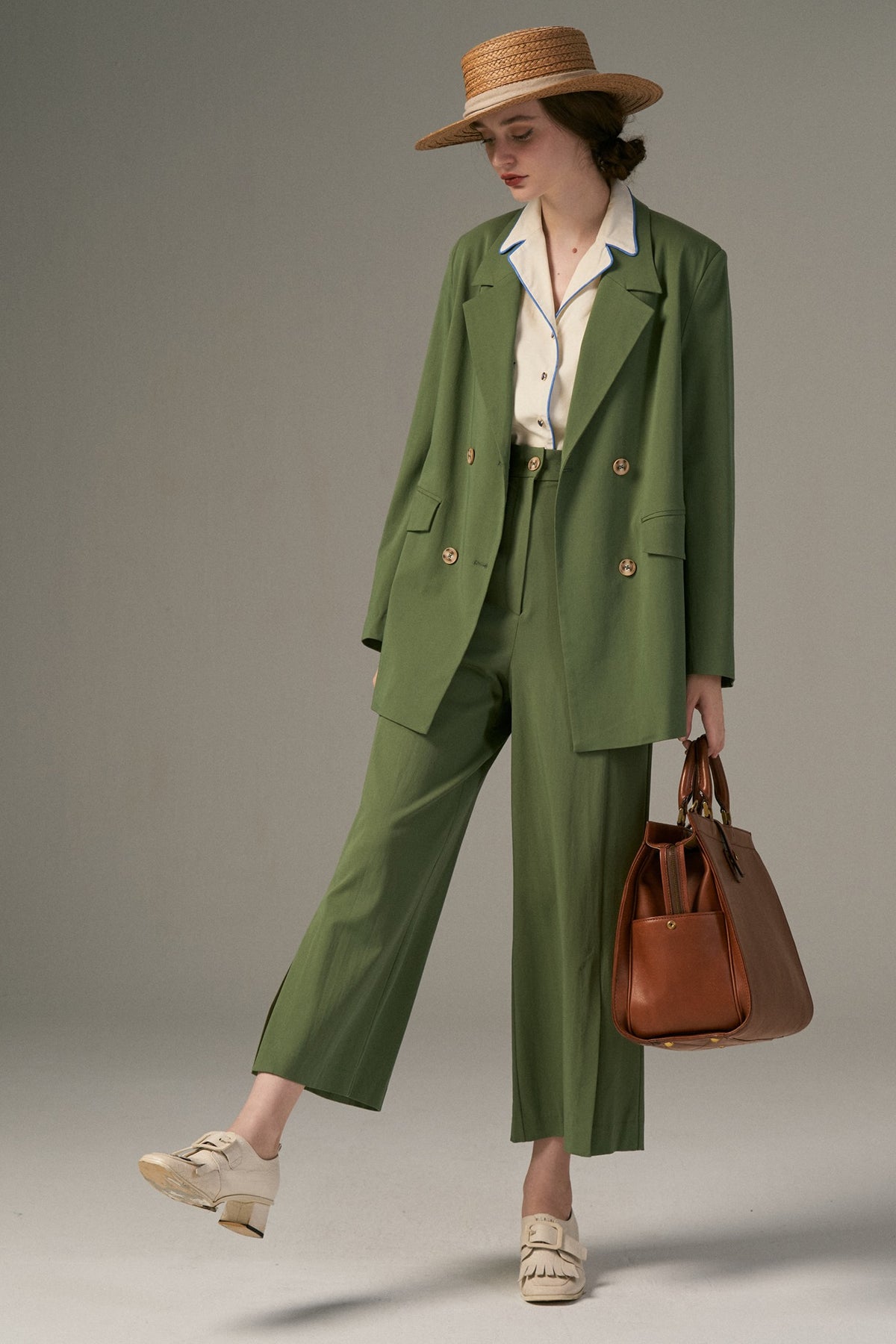 《Draw a map with tree branches》Double button jacket-Light green