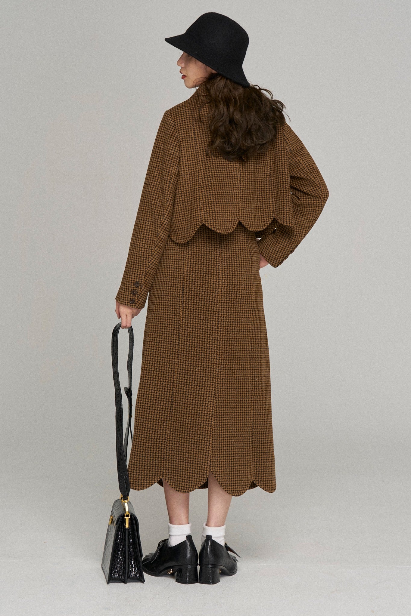 《I have to hang up now》Removable pleats jacket