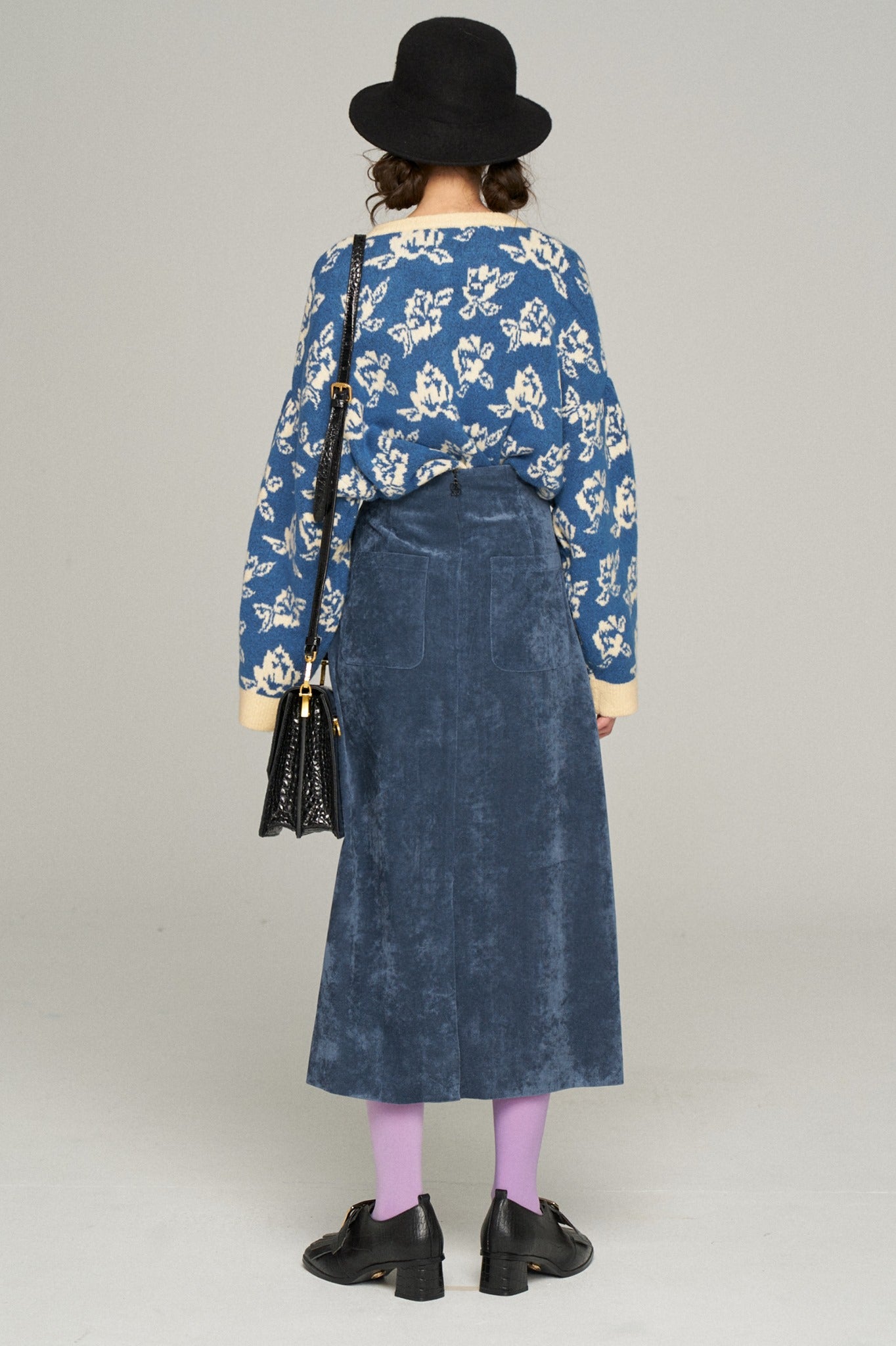 《バスタブに花びらを舞わせて》レイヤードハイウエストスカート